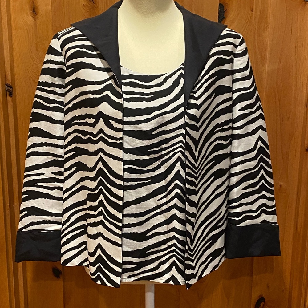 NEIMAN MARCUS 100% SILK 2 PIECE ENSEMBLE women’s size L large